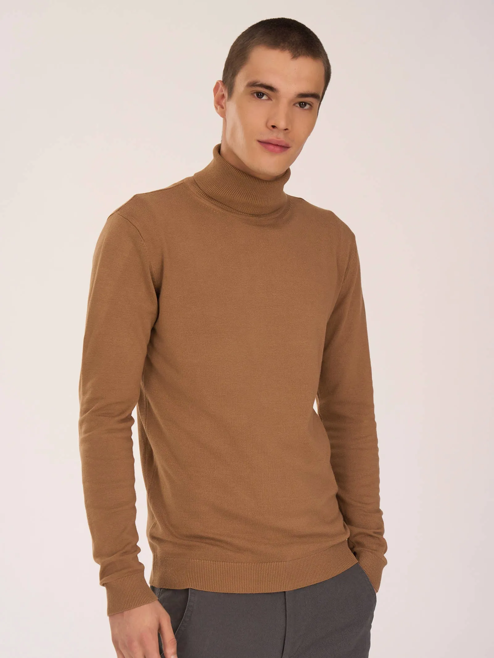 Pull in filato Winter Basic - Nero